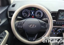 Hyundai Venue 
