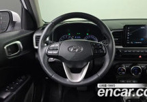 Hyundai Venue 
