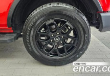 Ford Bronco 