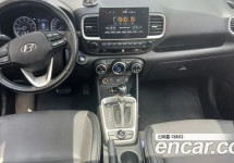 Hyundai Venue 