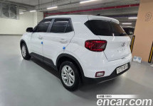 Hyundai Venue 
