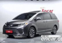 Toyota Sienna 