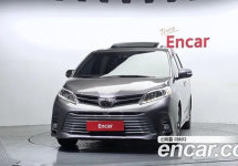 Toyota Sienna 