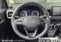 Hyundai Venue 