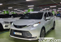 Toyota Sienna 