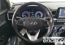 Hyundai Venue 