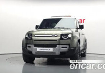 Land Rover Defender 