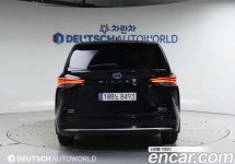 Toyota Sienna 