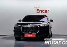 BMW 7-Series 