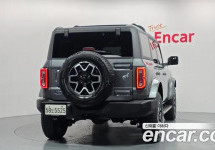 Ford Bronco 