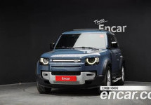 Land Rover Defender 