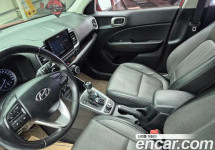 Hyundai Venue 
