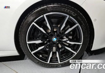 Bmw 8-Series 
