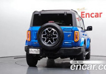 Ford Bronco 