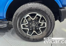 Ford Bronco 