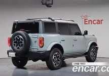 Ford Bronco 