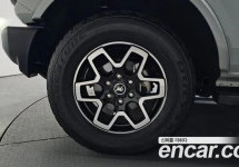 Ford Bronco 