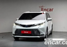 Toyota Sienna 