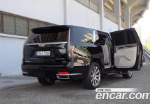 Cadillac Escalade 