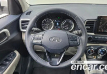 Hyundai Venue 