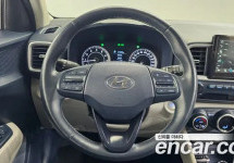 Hyundai Venue 
