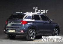 Hyundai Venue 