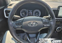 Hyundai Venue 
