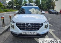 Hyundai Venue 