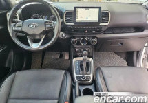 Hyundai Venue 