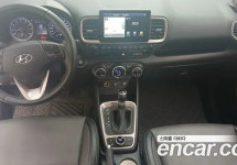 Hyundai Venue 