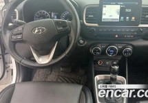 Hyundai Venue 
