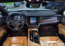 Volvo V90 