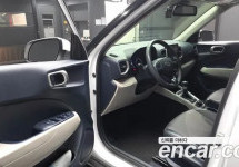 Hyundai Venue 