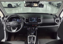 Hyundai Venue 