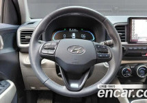 Hyundai Venue 