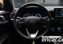 Hyundai Venue 