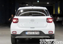 Hyundai Venue 