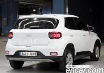 Hyundai Venue 