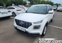 Hyundai Venue 