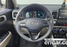 Hyundai Venue 