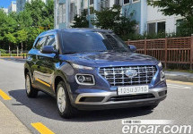 Hyundai Venue 