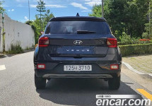 Hyundai Venue 