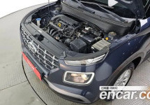 Hyundai Venue 