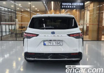 Toyota Sienna 