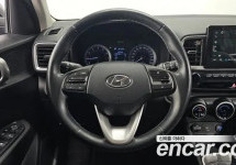 Hyundai Venue 