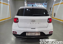 Hyundai Venue 