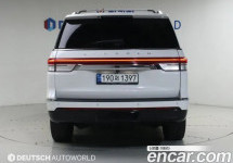 Lincoln Navigator 