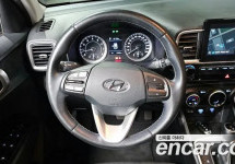 Hyundai Venue 