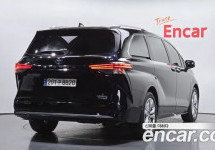 Toyota Sienna 