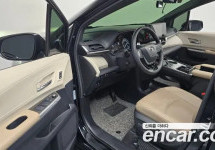 Toyota Sienna 